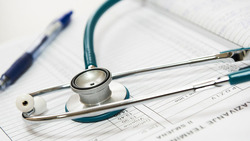 Ивнянские медики смогут уйти на заслуженный отдых на полгода раньше установленного срока