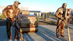 Первая посвящённая труду дорожников скульптура появилась в Белгородской области