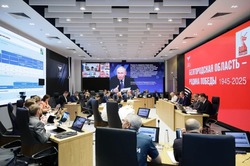 Вячеслав Гладков обсудил предложения для госпрограммы по восстановлению и развитию региона