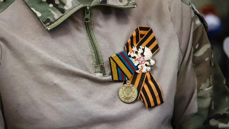 49 бойцов спецотряда «БАРС» наградили в Белгороде 