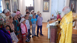 «Детская служба» прошла в Новенском храме Ивнянского района