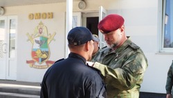 Вячеслав Пытков передал государственные награды белгородским росгвардейцам 