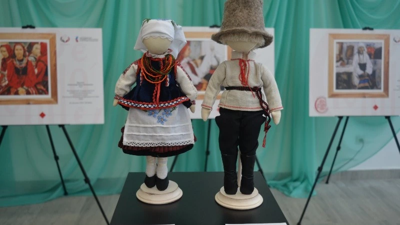 Этнокод в костюмной кукле. В Ивне открылась выставка о сохранении традиций народной культуры