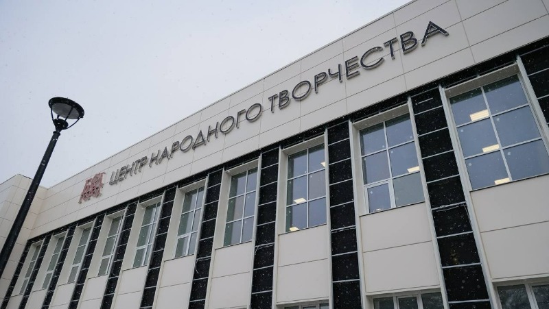 Губернатор проверил ход капремонта Центра народного творчества в Белгороде 