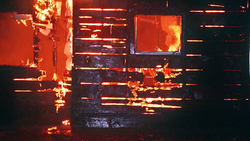 Строительный вагончик сгорел этой ночью в Берёзовке