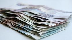 Вячеслав Гладков заслушал доклад о перечислении порядка 8 млн рублей пострадавшим предприятиям
