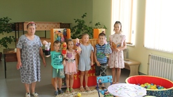 «Играй‑ка» для детей. Как сотрудники районной библиотеки организуют школьные каникулы
