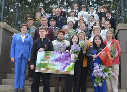 Ивнянцы высадили саженцы майской сирени в преддверии значимой даты