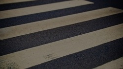 Водитель «Лексуса» заплатит штраф за парковку на пешеходном переходе в Белгороде 