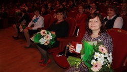 Раиса Чупахина из Курасовки получила знак «Почётный работник воспитания и просвещения»