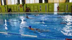 Ивнянские школьники испытали себя в районных состязаниях по плаванию