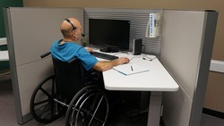 Более 500 инвалидов в 2018 году получили постоянную работу в регионе