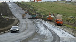 Сергей Евтушенко рассказал о планах по ремонту и строительству 244 км дорог в 2024 году